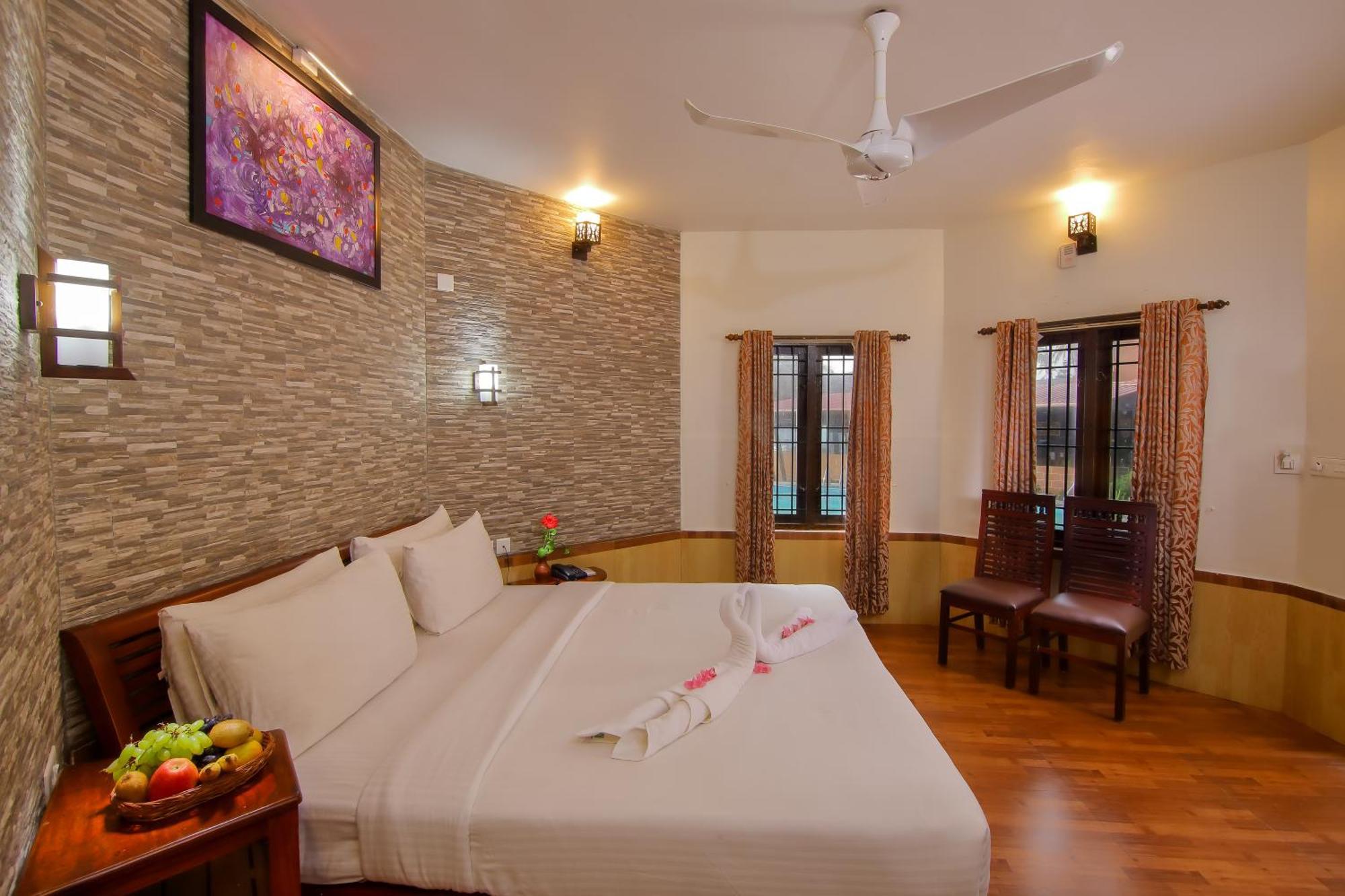 Krishnatheeram Ayur Holy Beach Resorts Varkala Exterior photo