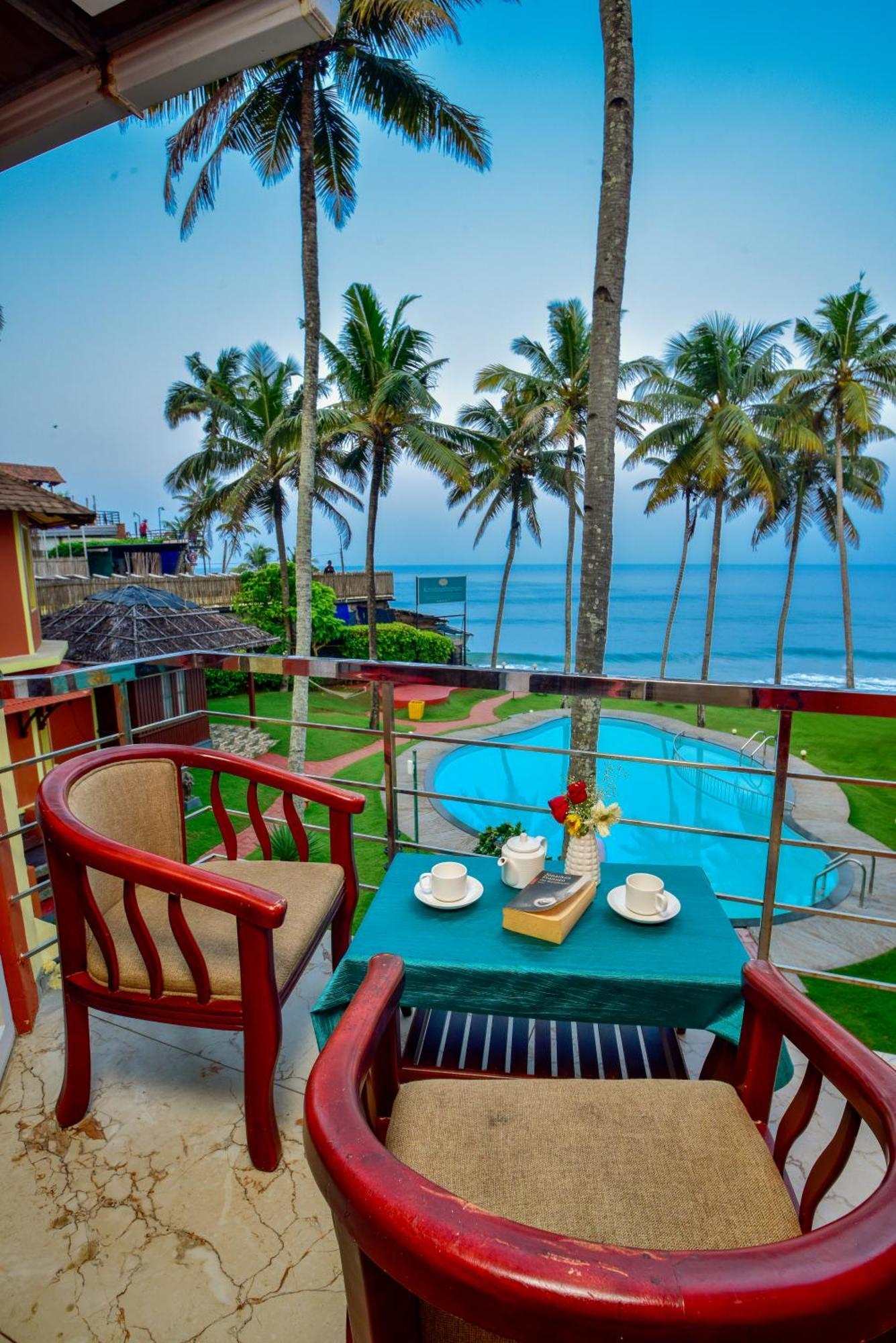 Krishnatheeram Ayur Holy Beach Resorts Varkala Exterior photo
