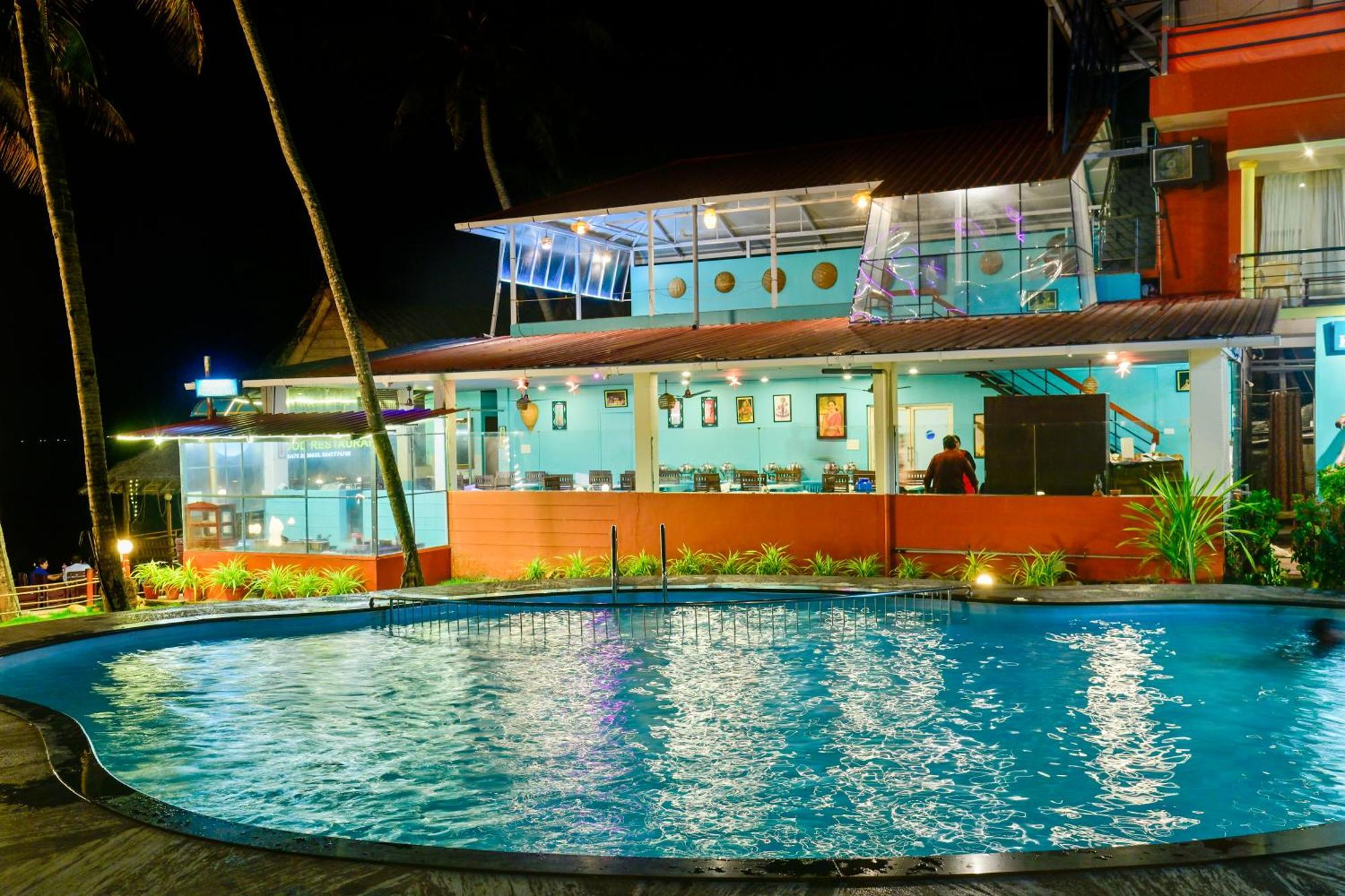 Krishnatheeram Ayur Holy Beach Resorts Varkala Exterior photo
