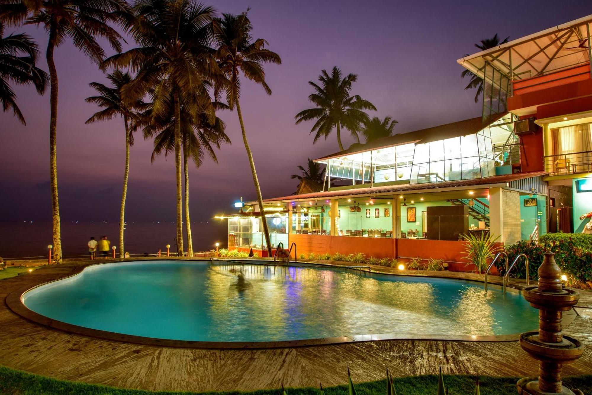 Krishnatheeram Ayur Holy Beach Resorts Varkala Exterior photo